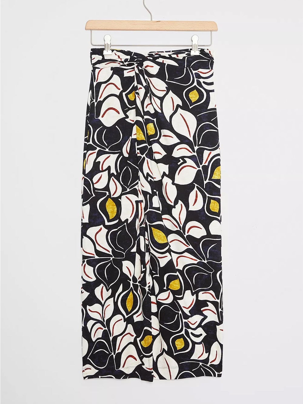 Anthropologie Sheila Midi Skirt
XS Leaf Stretchy Dark Coastal
Grunge‎ Beach